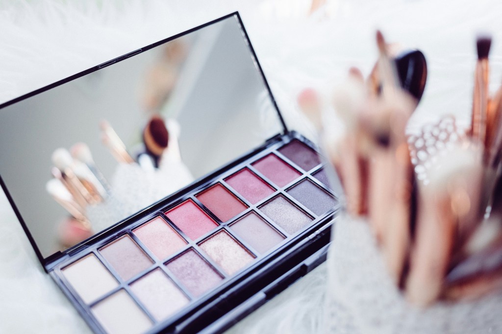 Sally Beauty extends tie-up with NIQ to unlock deeper omnichannel shopper&nbsp;insights