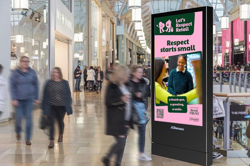 7 in 10 shoppers call for better retail staff protection during the peak Christmas season –&nbsp;HALOS