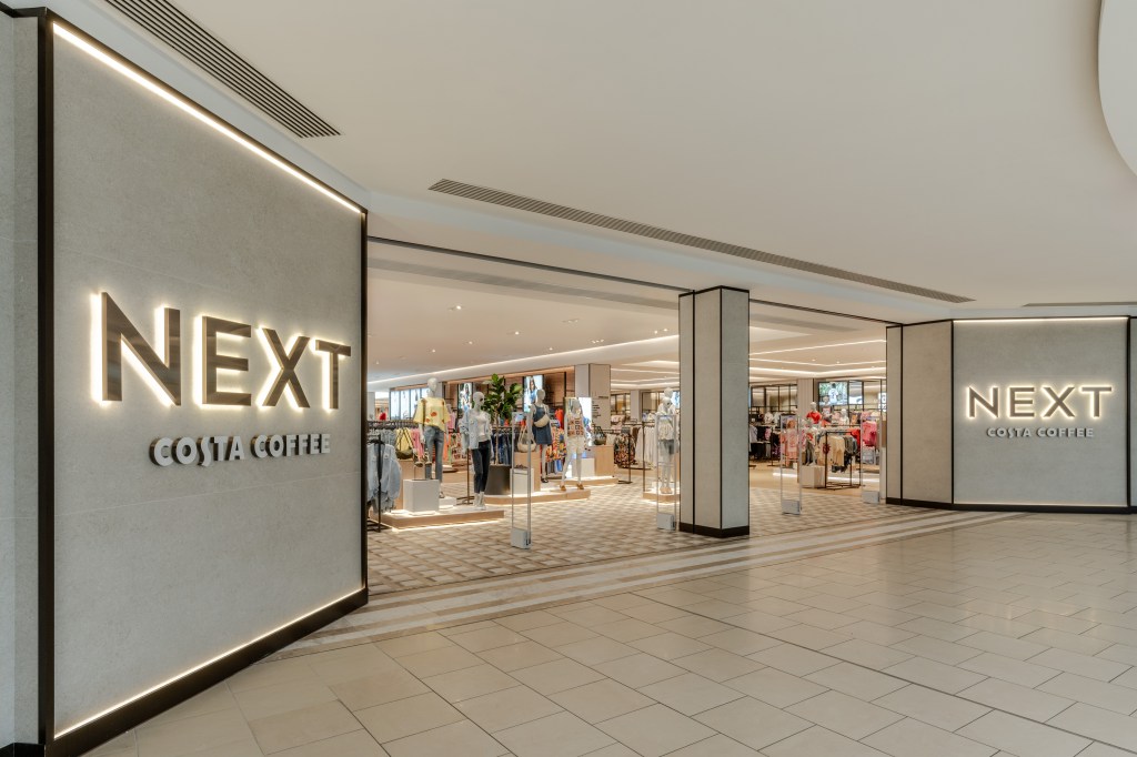 Next expects annual profits to top £1.1bn after strong Christmas sales