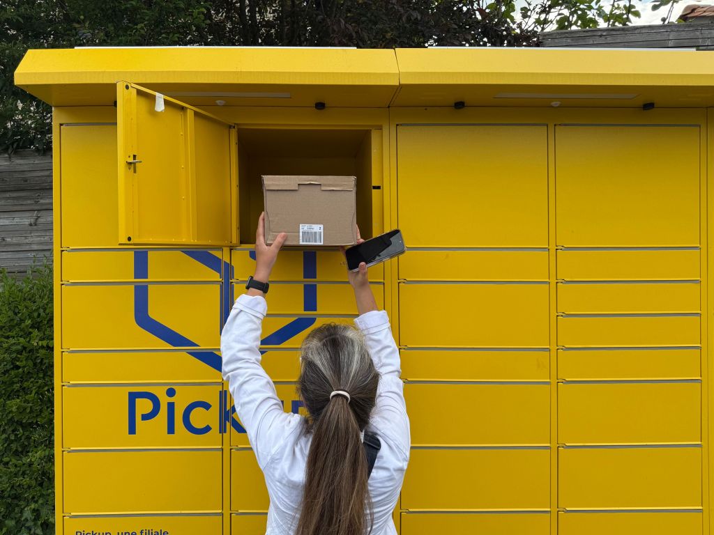 Brits travel 36bn miles a year managing parcel-related trips, says Quadient&nbsp;study